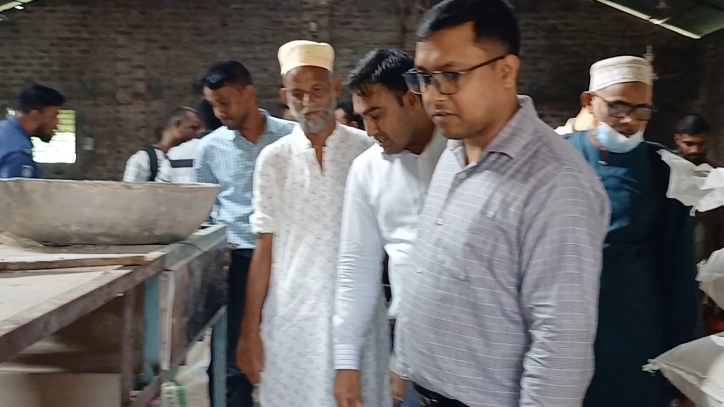 সৈয়দপুরে চিপস কারখানায় ১ লাখ টাকা জরিমানা
